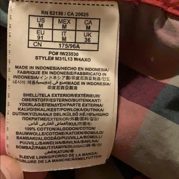 GUESS L.A. Men’s Red & Green Plaid Zip up Jacket - Picture 8 of 10